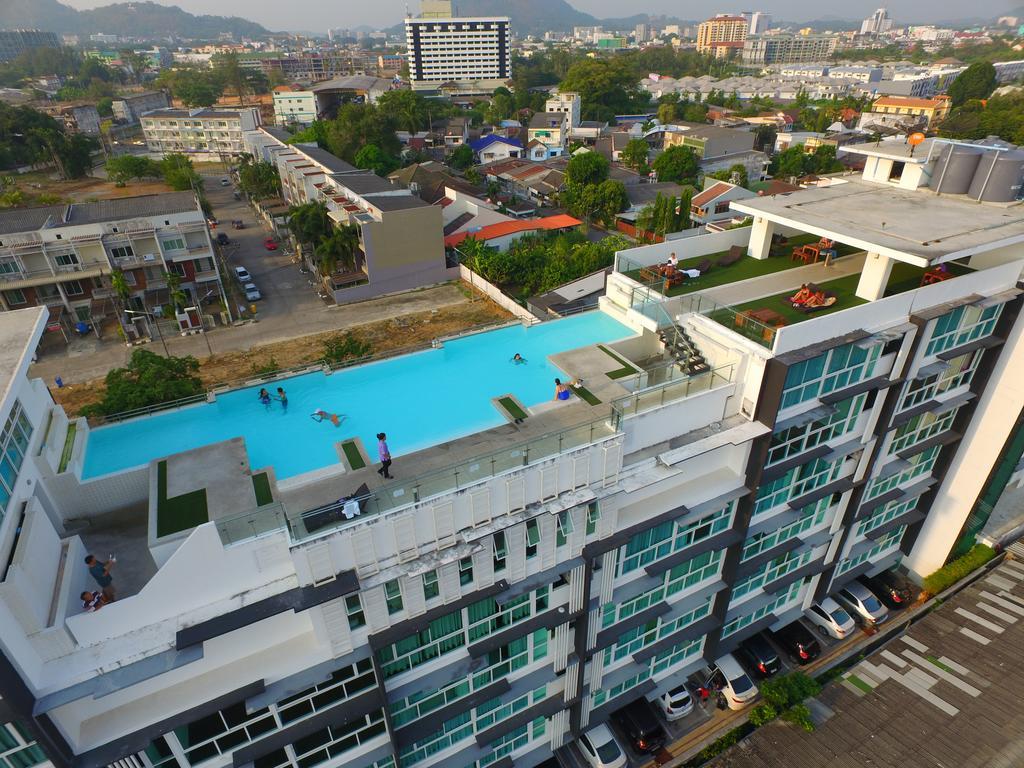 Modern Thai Suites Phuket Luaran gambar