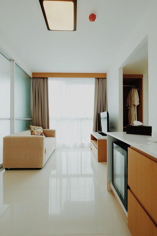 Modern Thai Suites Phuket Luaran gambar