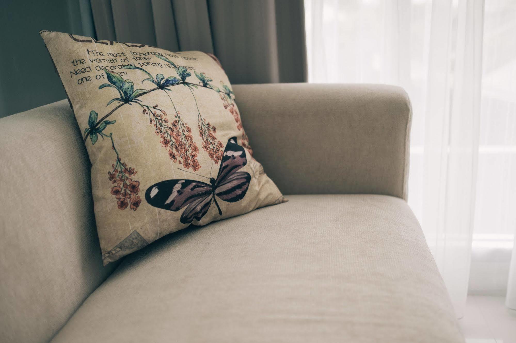 Modern Thai Suites Phuket Luaran gambar