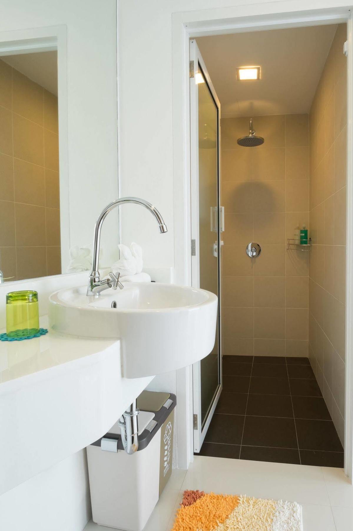 Modern Thai Suites Phuket Luaran gambar