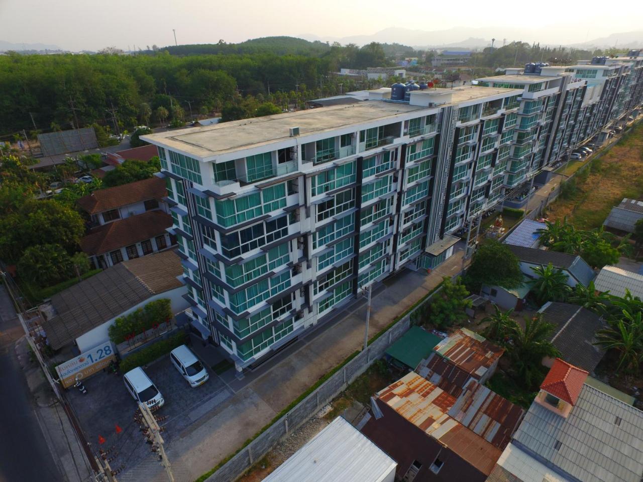 Modern Thai Suites Phuket Luaran gambar